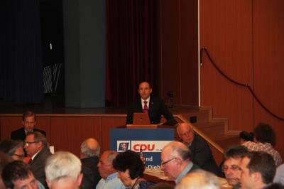 Manfred Pentz MdL bei seinem Rechenschaftsbericht