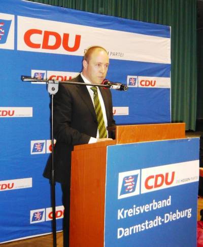 Sven Holzhauer bei seiner Bewerbungsrede